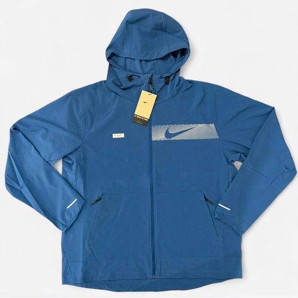 NWT Nike Unlimited Flash Jacket- Court‎ Blue/Reflective Silver Men's XL